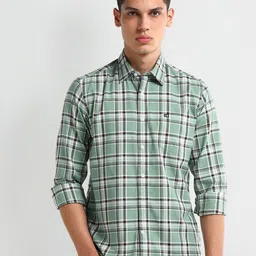 Arrow Men Modern Spread Collar Tartan Checked Cotton Slim Fit Casual Shirt-image-57