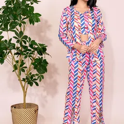 Kaajal by Vidhi Printed Top Shrug With Trousers Co-Ords-picture-19
