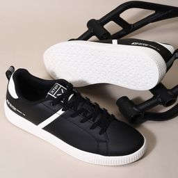 Xtep Men Colourblocked lace-Ups Sneakers-image-5