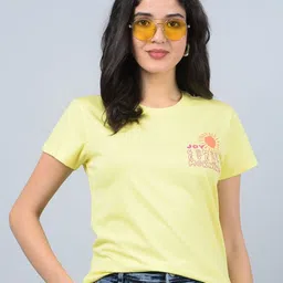 Crimsoune Club Women Printed Applique Slim Fit T-shirt-picture-4