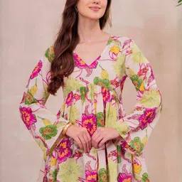 Mizaz Women Floral Printed Gathered Flared Sleeve Cotton Empire Top-picture-11
