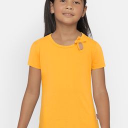 SINI MINI Girls Mustard Yellow Solid Round Neck Pure Cotton T-shirt-image-82