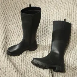 Truffle Collection Women's Black Casual Booties-image-25