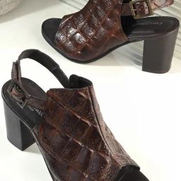 Carlo Romano Women's Brown Back Strap Sandals-picture-2