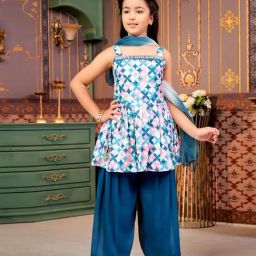 Aarika Girls Green Embroidered Kurti Set-image-29