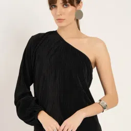 FEMMELLA Black Relaxed Fit Solid Top-picture-45