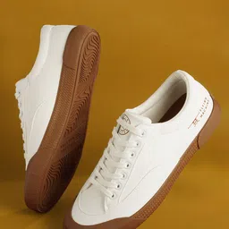 Flying Machine Men Contrast Sole Sneakers-39