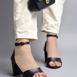 Shoetopia Solid With Buckle Closure Block Heel Sandals - Black-picture-24