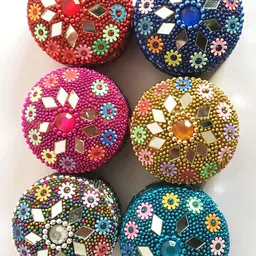 SHAKUNTLA VINTAGE Pack of 6 Handicraft Pearl Jewellery Box-picture-21