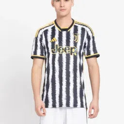 Adidas Black Slim Fit Striped Juventus Jersey-picture-38