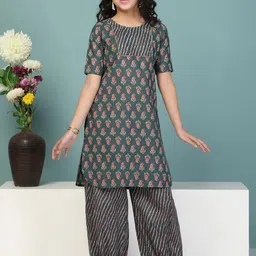 Sangria Green & Red Girls Paisley Printed Round Neck Cotton Straight Kurta With Salwar-picture-44