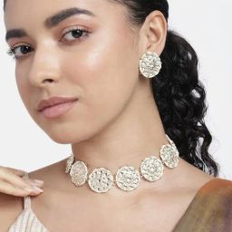 Peora Gold Plated White Kundan Studded Choker Necklace Round Stud Earrings Set-image-6