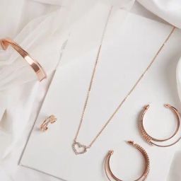 Joker & Witch Rose Gold Heart Jewellery Set-picture-17
