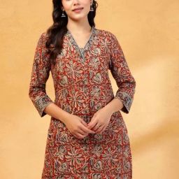 Fabindia Maroon Cotton Slim Fit Printed Kurtis-image-92