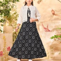 Aarika Girls Black Printed Dress-image-90