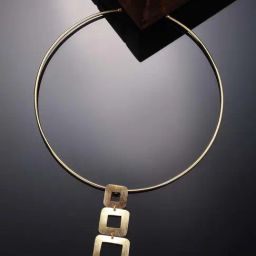 NVR Circular Gold-plated Choker Necklace for Women-36