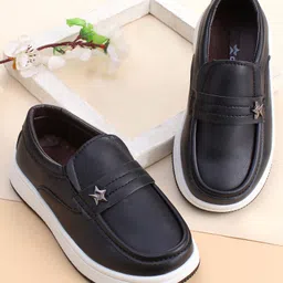 Cute Walk by Babyhug Slip On Solid Color Loafers - Black-picture-26