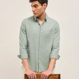The Bear House Green Slim Fit Solid Shirt-image-30