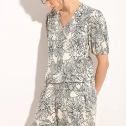 Vero Moda Off White & Black Printed Shirt-image-104