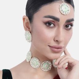 Peora Mint Ethnic Kundan Studded Necklace, Earring & MaangTikka Sets-image-23