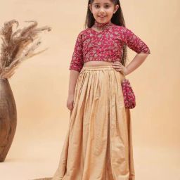 VASTRAMAY Girls Frusia Pink & Rose Gold Embroidery Lehenga Cholis-image-39