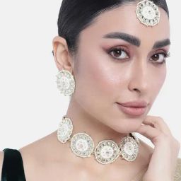 Peora White Ethnic Kundan Studded Necklace, Earring & MaangTikka Sets-image-22
