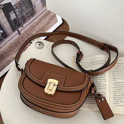 StyleCast x Revolte Sling Bag-44