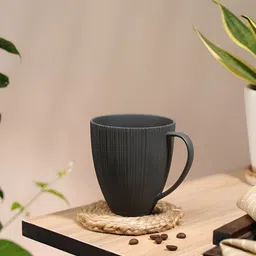 Vola Global LLP Black Porcelain Core Set of Cups and Mugs-image-33