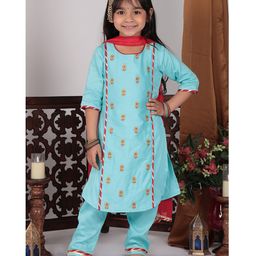 Kinder Kids Three Fourth Sleeves Floral  Embroidered & Gota Lace Embellished Kurta & Pant With Dupatta Set - Sky Blue-image-18
