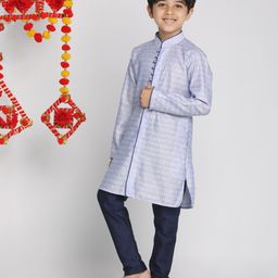 Vastramay Full Sleeves Floral Motif Printed Kurta With Solid Pyjama Set - Lavender & Blue-image-78