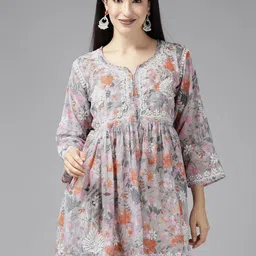 ADA Floral Embroidered Chikankari Kurti-image-21