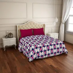 Welspun Navy & Maroon Microfibre 120 GSM Double Quilt Set (1 Quilt & 2 Pillow Covers)-picture-41