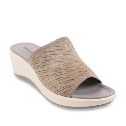 Mochi Women's Beige Casual Wedges-image-54