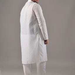 SOJANYA PLUS Men Embroidered Regular Pure Cotton Kurta with Pyjamas image 5
