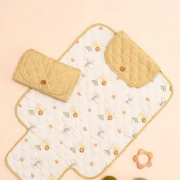 KICKS & CRAWL Friendly Animal Changing Mat- White-picture-15