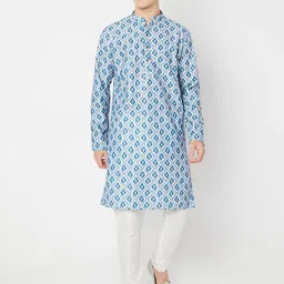 BELLAZO Geometric Printed Mandarin Collar Sequinned Straight Kurta-picture-5