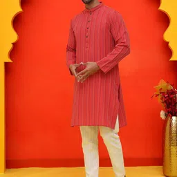 Anouk Rustic Men Regular Kurta with Pyjamas image 3