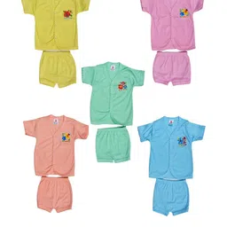 Veecap Pack of 5 Kids Printed Shirt with Shorts-image-5