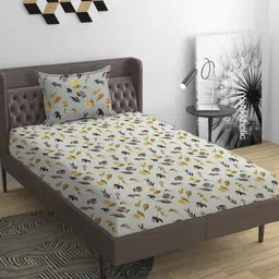 YaAkholic Cream-Coloured & Black Floral 210 TC Single Bedsheet with 1 Pillow Covers-picture-7