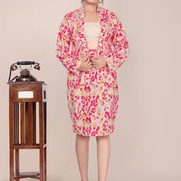 VenderVilla Printed V Neck Blazer With Skirt Co-Ords-picture-43