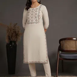 antaran Women Ethnic Motifs Embroidered Regular Thread Work Pure Cotton Kurta with Trousers-45