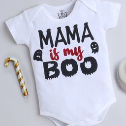 TINY MINY MEE Cotton Lycra Halloween Theme Half Sleeves Mama Is My Boo Text Printed Onesie - White-image-26