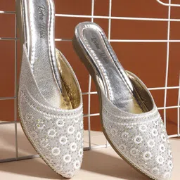 Retro Walk Women Pointed Toe Embellished Mules-image-69