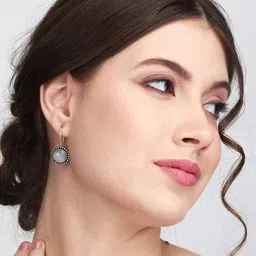 Anvik Circular Studs Earrings image 4