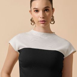SHOWOFF Women Colourblocked Extended Sleeves Crop Top-image-83