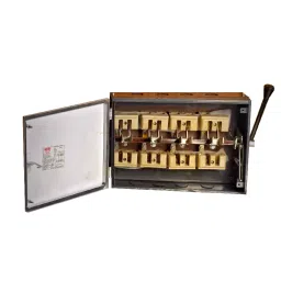 NISI 320 Amp 415 V STD 4 Pole Change Over Switch Off Load image 1