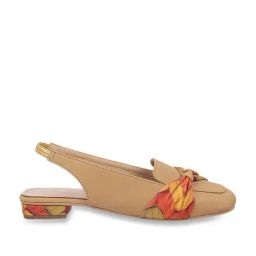 Metro Women's Beige Sling Back Sandals-image-31