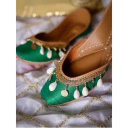 GLAM STORY Women Land Snail Green Embellished Punjabi Jutti-picture-7