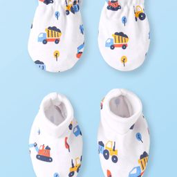 Babyhug 100% Cotton Knit Mittens & Booties Set with Vehicle Print - White-18
