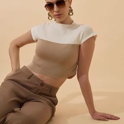 SHOWOFF Colourblocked Crop Top-picture-24